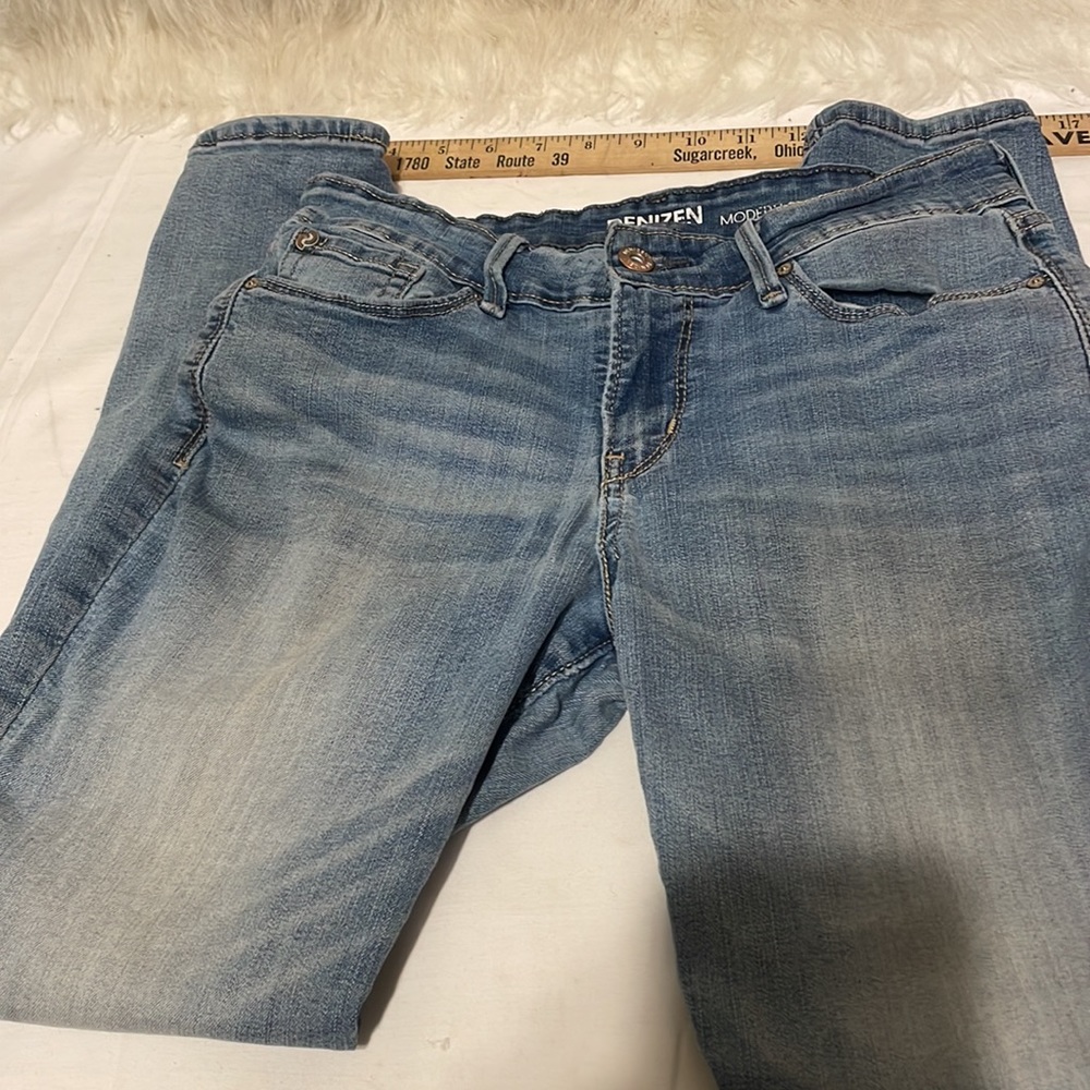 Denizen Jeans - Picture 8 of 12